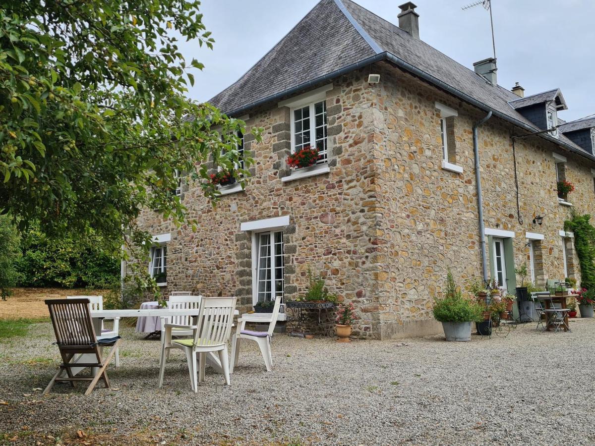 La Maison Des Tilleuls Bed & Breakfast Saint-Germain-Sur-Seves Exterior photo