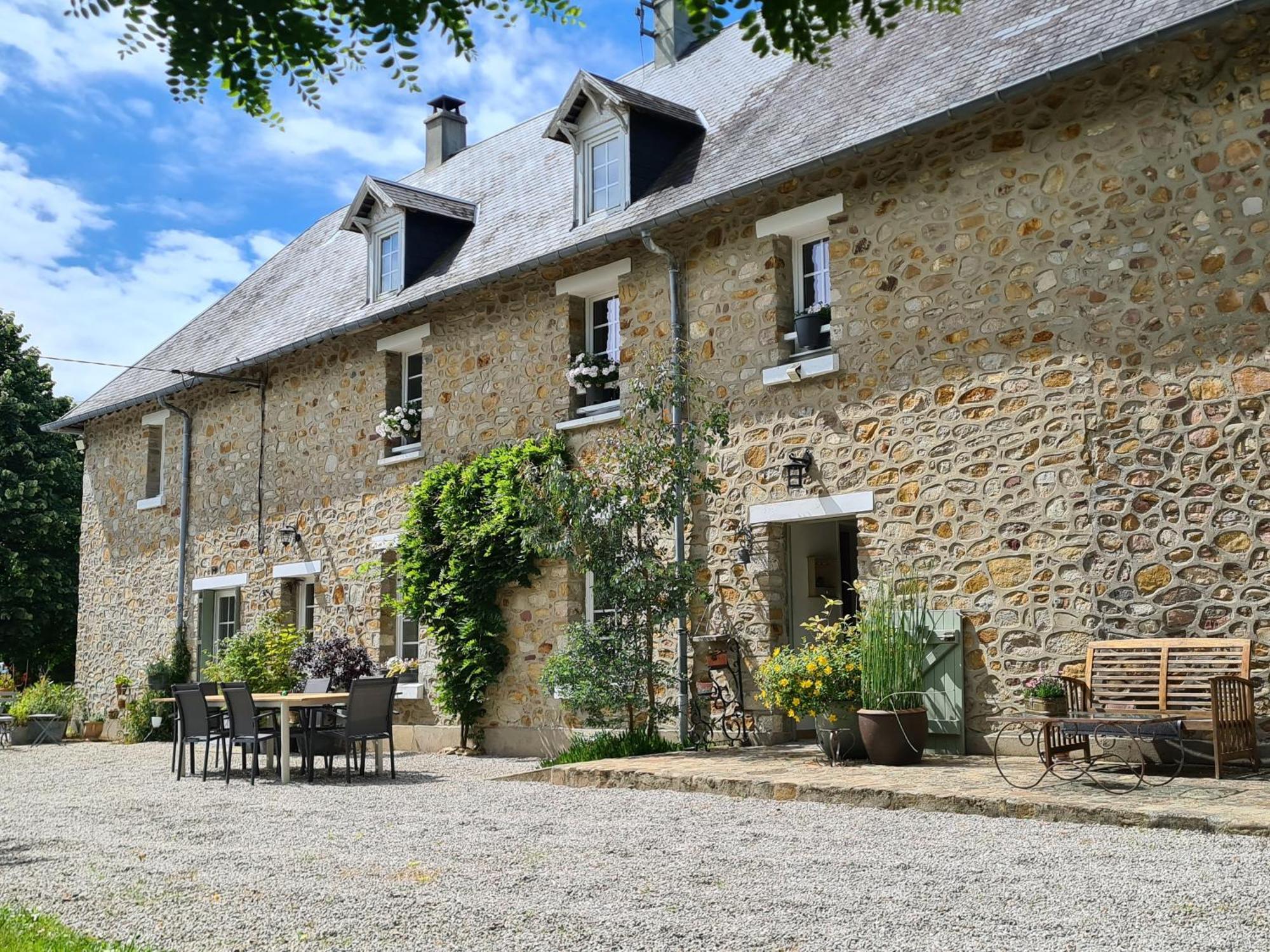 La Maison Des Tilleuls Bed & Breakfast Saint-Germain-Sur-Seves Exterior photo